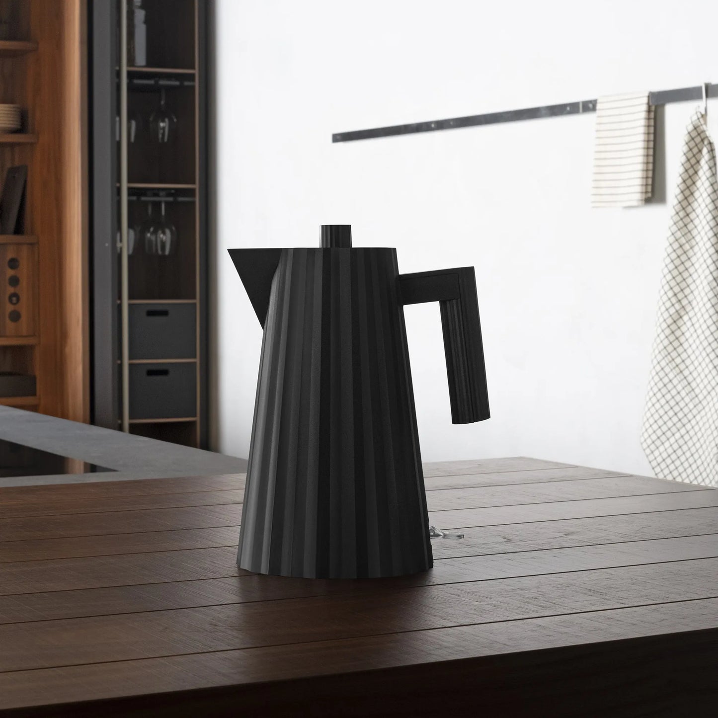Alessi Plissé Kettle Bollitore elettrico di design con controllo temperatura